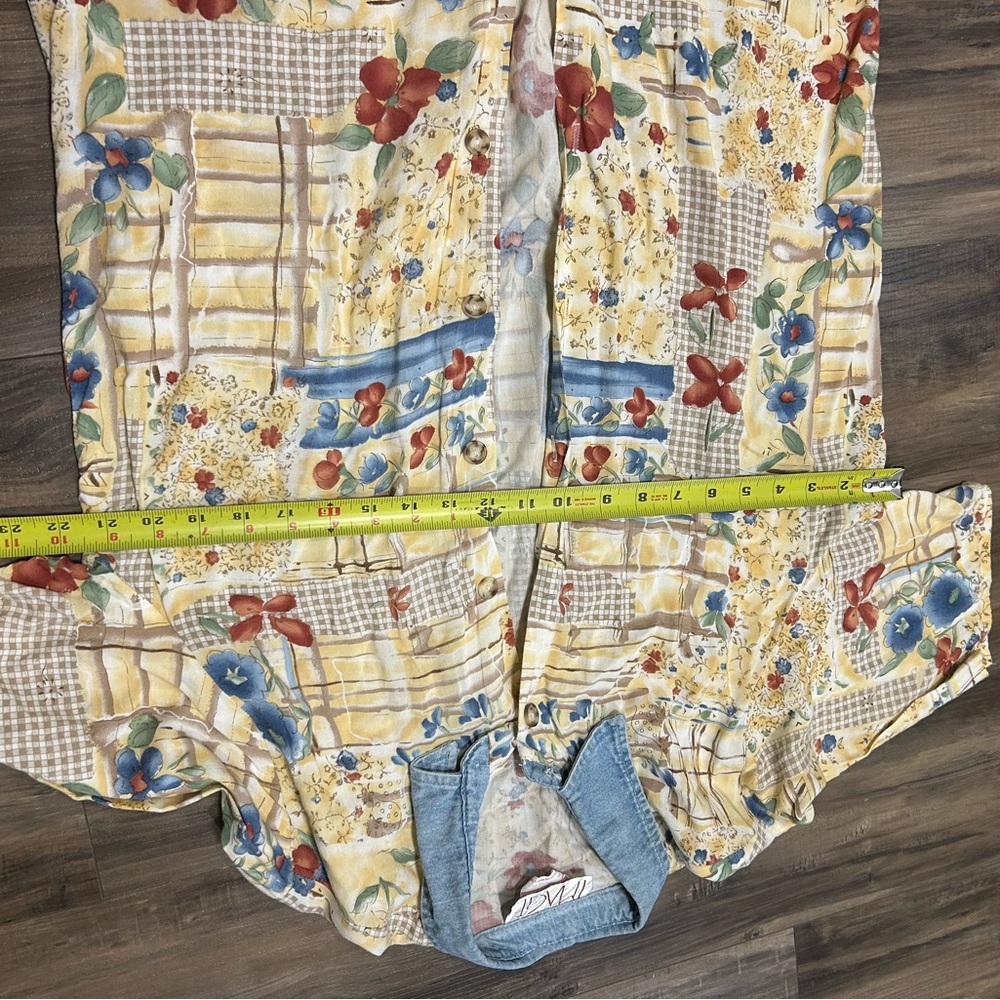 Denim Collar Floral Shirt by Image - Picture 5 of 5